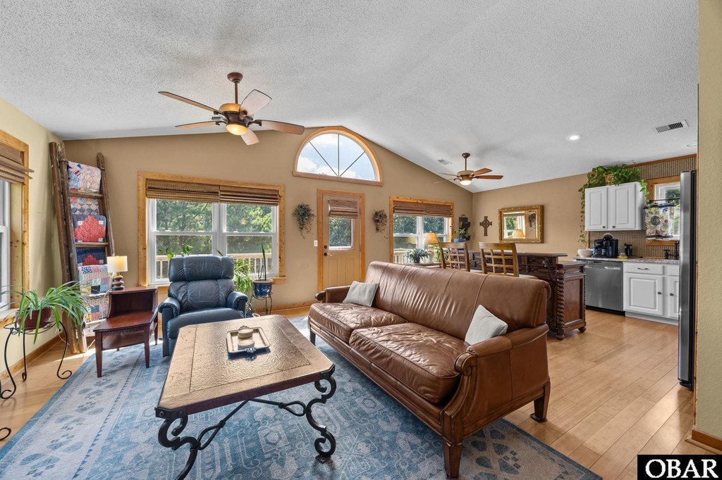 Nags Head, North Carolina, 27959, United States, 4 Bedrooms Bedrooms, ,2 BathroomsBathrooms,Residential,Forsale,1951932