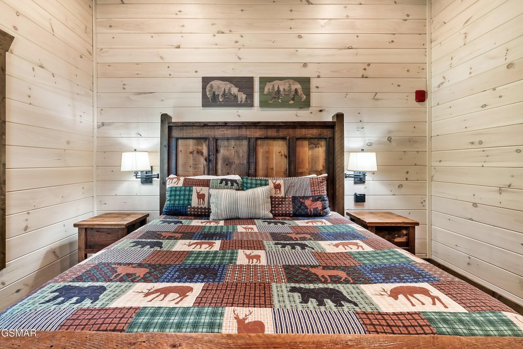 Pigeon Forge, Tennessee, 37862, United States, 4 Bedrooms Bedrooms, ,4.5 BathroomsBathrooms,Residential,Forsale,1971886