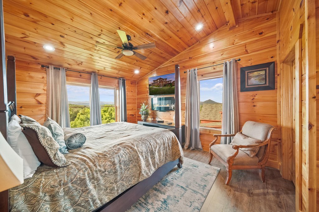 Sevierville, Tennessee, 37876, United States, 4 Bedrooms Bedrooms, ,5.5 BathroomsBathrooms,Residential,Forsale,1999451