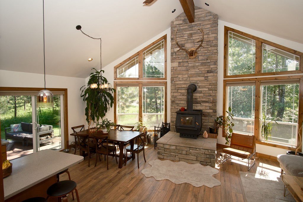 McCall, Idaho, 83638, United States, 4 Bedrooms Bedrooms, ,2 BathroomsBathrooms,Residential,Forsale,1946177