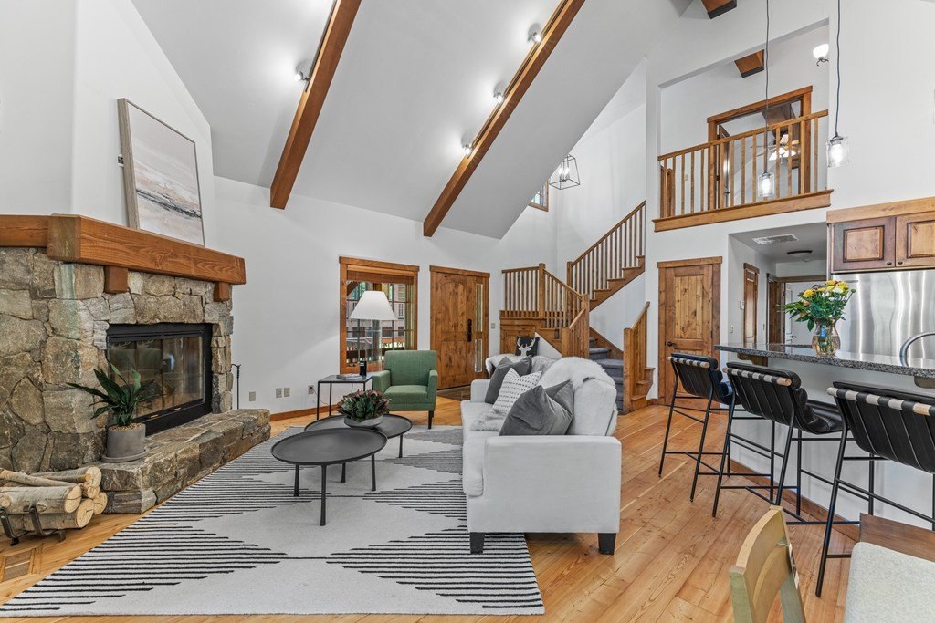 Donnelly, Idaho, 83615, United States, 3 Bedrooms Bedrooms, ,3 BathroomsBathrooms,Residential,Forsale,1889373