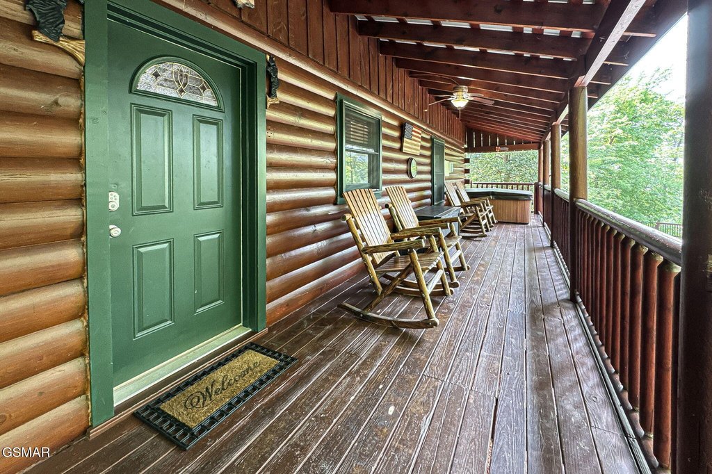 Pigeon Forge, Tennessee, 37863, United States, 3 Bedrooms Bedrooms, ,2 BathroomsBathrooms,Residential,Forsale,1971837