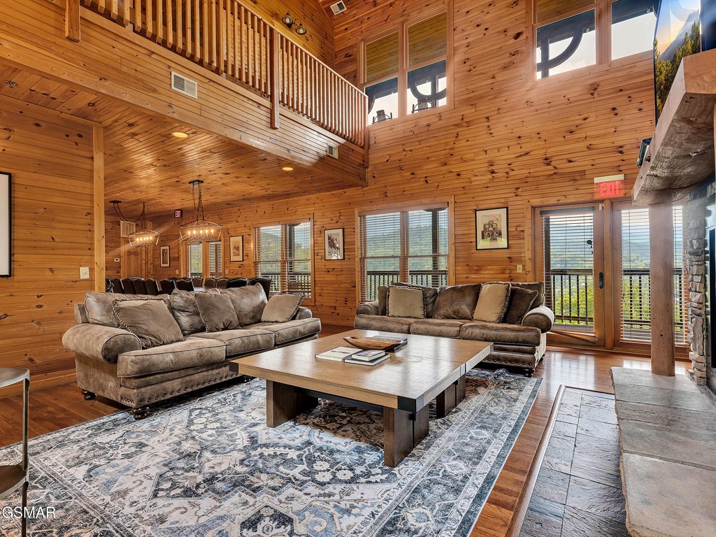 Gatlinburg, Tennessee, 37738, United States, 8 Bedrooms Bedrooms, ,8.5 BathroomsBathrooms,Residential,Forsale,1942454