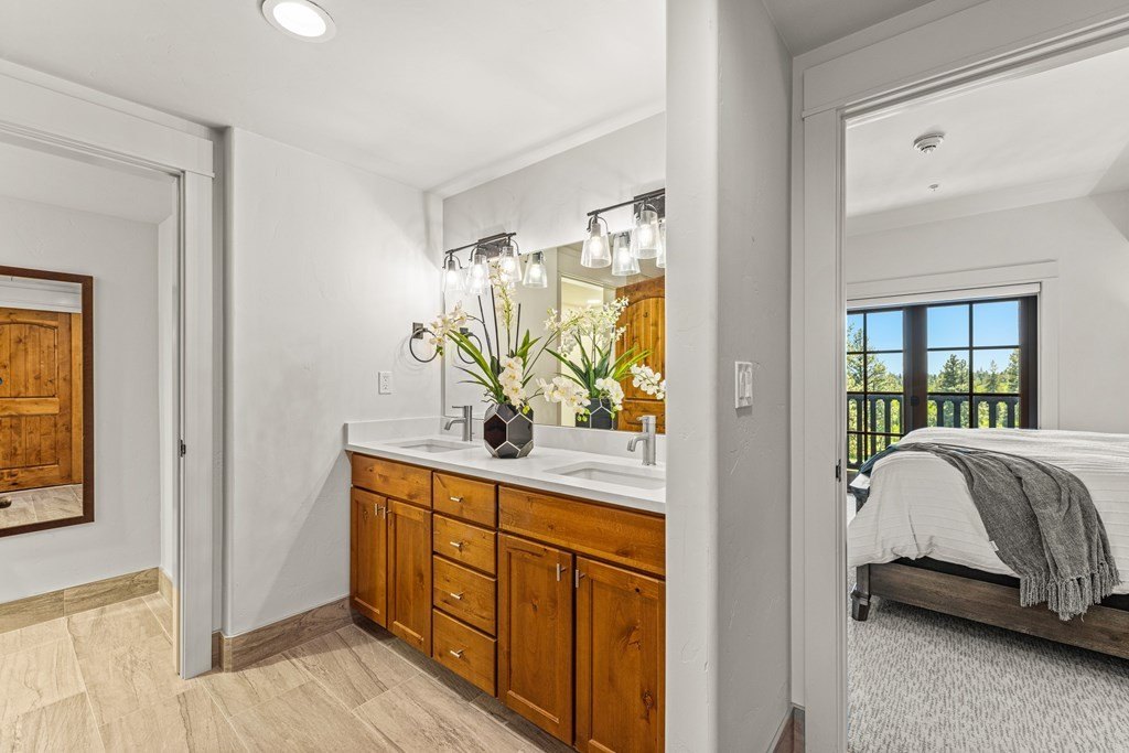 Donnelly, Idaho, 83615, United States, 2 Bedrooms Bedrooms, ,Residential,Forsale,1889380