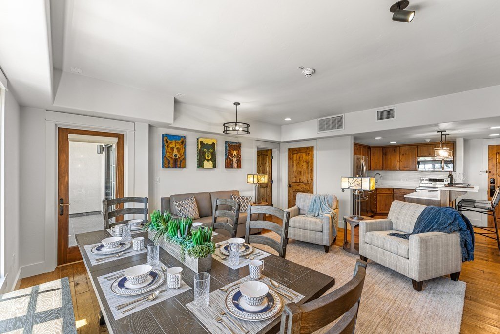 Donnelly, Idaho, 83615, United States, 2 Bedrooms Bedrooms, ,Residential,Forsale,1889380