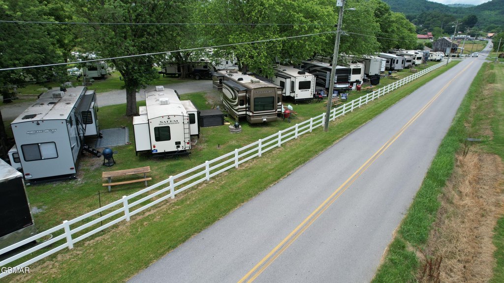 Sevierville, Tennessee, 37862, United States, ,Commercial,Forsale,1910217