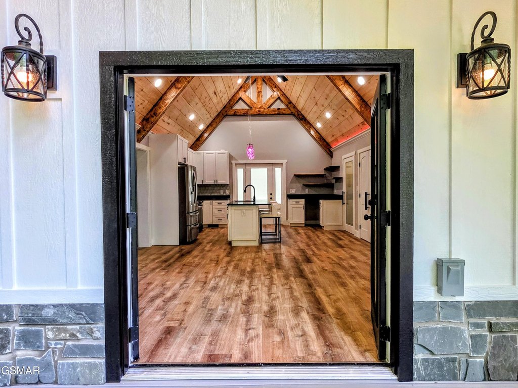 Sevierville, Tennessee, 37876, United States, 3 Bedrooms Bedrooms, ,2 BathroomsBathrooms,Residential,Forsale,1942445