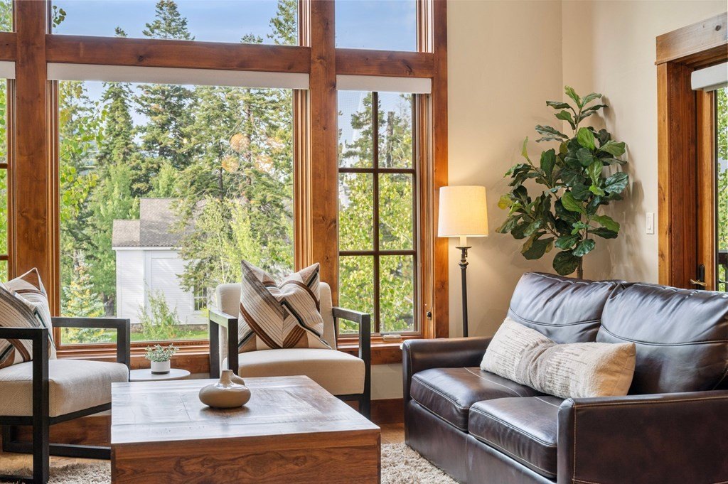 Donnelly, Idaho, 83615, United States, 2 Bedrooms Bedrooms, ,2 BathroomsBathrooms,Residential,Forsale,1946198