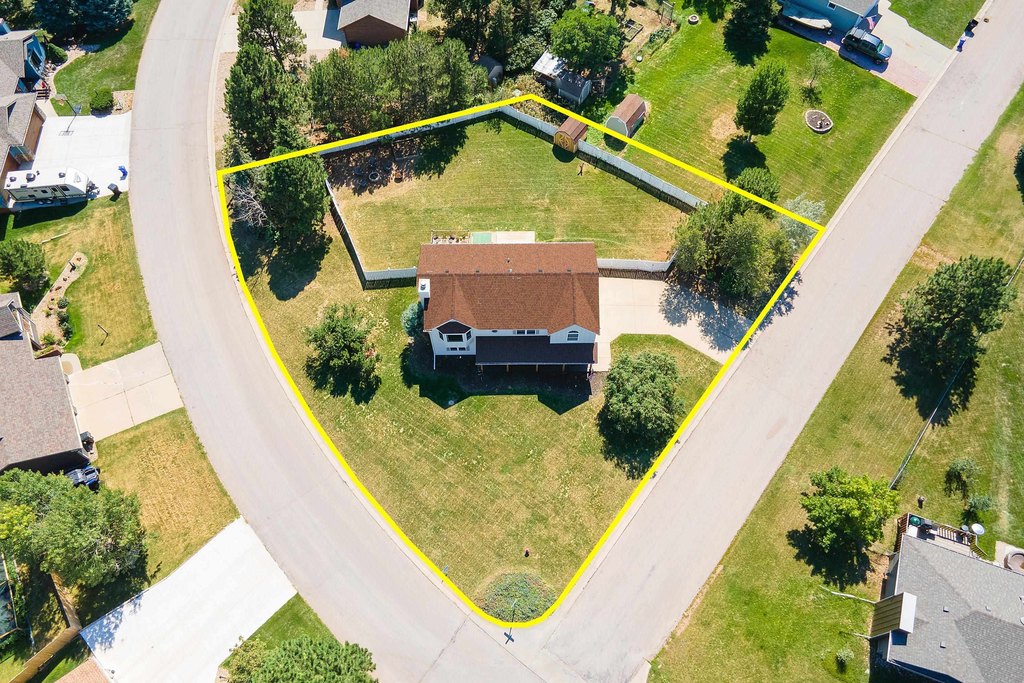 Rapid City, South Dakota, 57702, United States, 4 Bedrooms Bedrooms, ,3 BathroomsBathrooms,Residential,Forsale,1990693