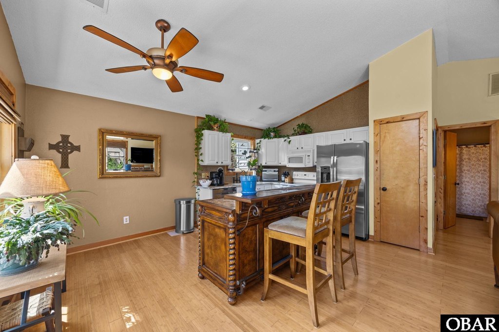 Nags Head, North Carolina, 27959, United States, 4 Bedrooms Bedrooms, ,2 BathroomsBathrooms,Residential,Forsale,1951932