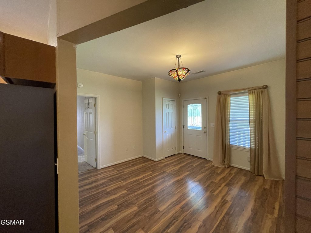 Sevierville, Tennessee, 37862, United States, 3 Bedrooms Bedrooms, ,2 BathroomsBathrooms,Residential,Forsale,1910215