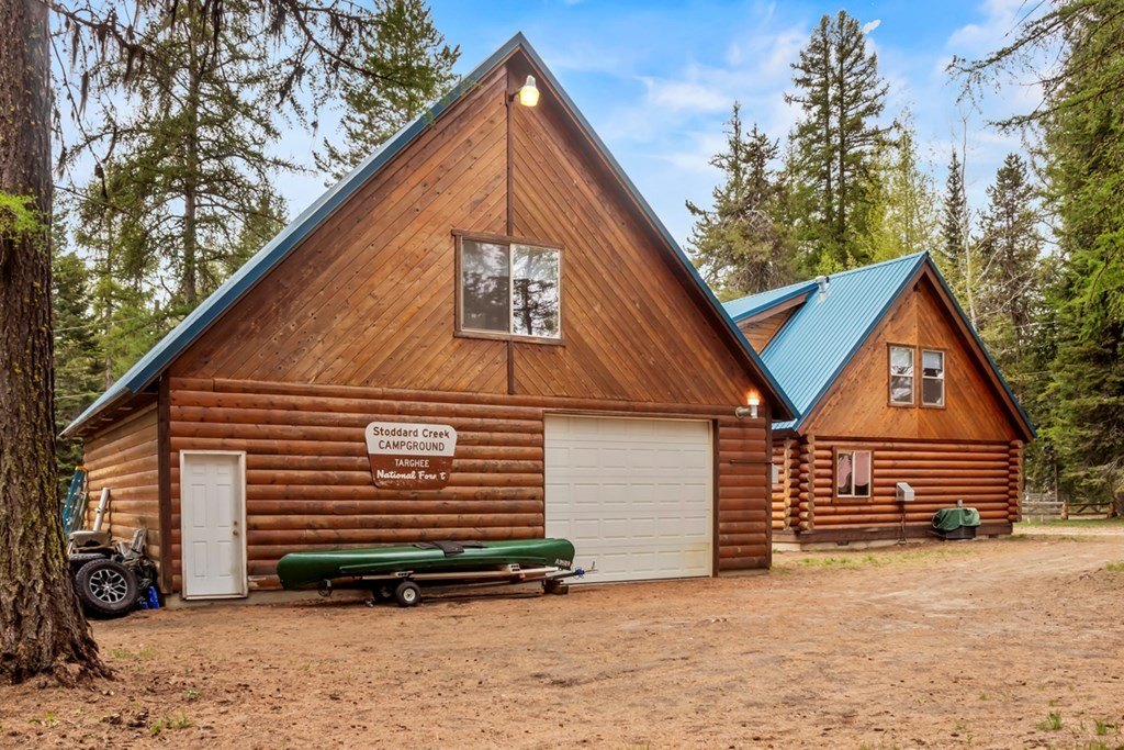 Donnelly, Idaho, 83615, United States, 3 Bedrooms Bedrooms, ,2 BathroomsBathrooms,Residential,Forsale,1889401