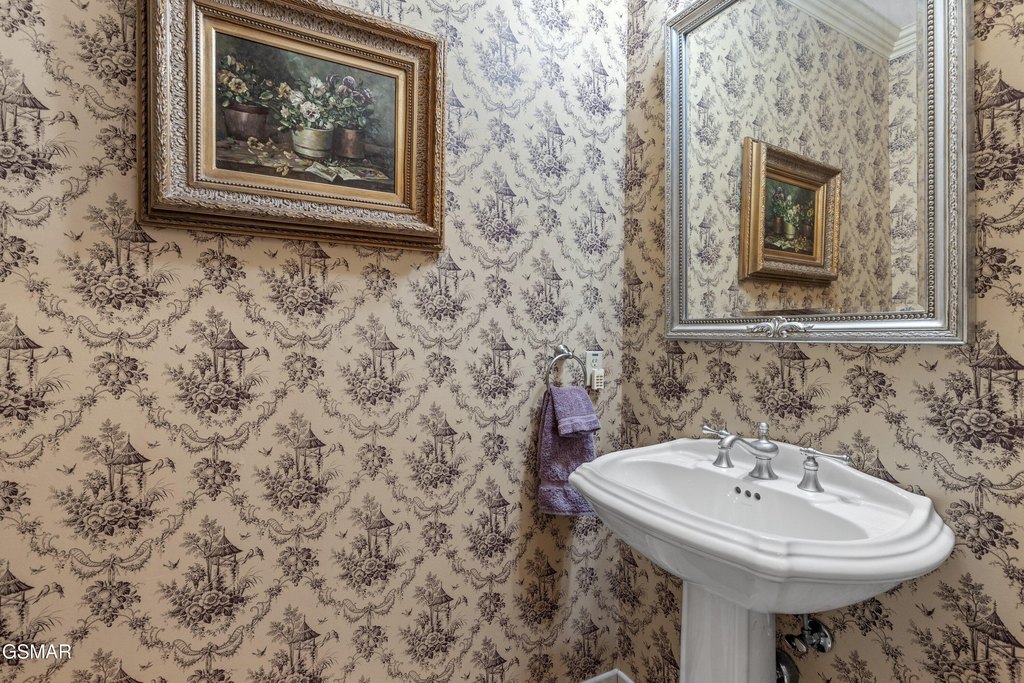 Pigeon Forge, Tennessee, 37863, United States, 4 Bedrooms Bedrooms, ,3.5 BathroomsBathrooms,Residential,Forsale,1893701