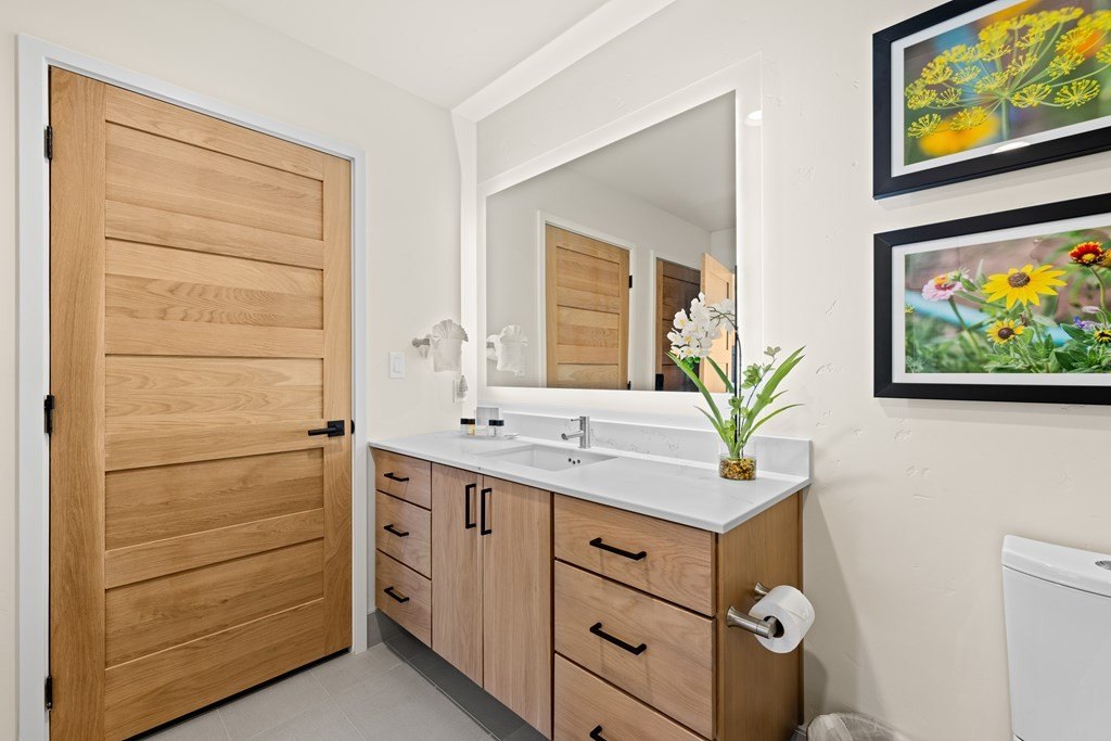 Donnelly, Idaho, 83615, United States, 2 Bedrooms Bedrooms, ,2 BathroomsBathrooms,Residential,Forsale,1889378