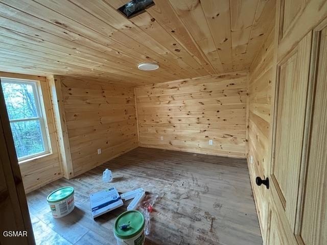 Sevierville, Tennessee, 37876, United States, 4 Bedrooms Bedrooms, ,2.5 BathroomsBathrooms,Residential,Forsale,1893693