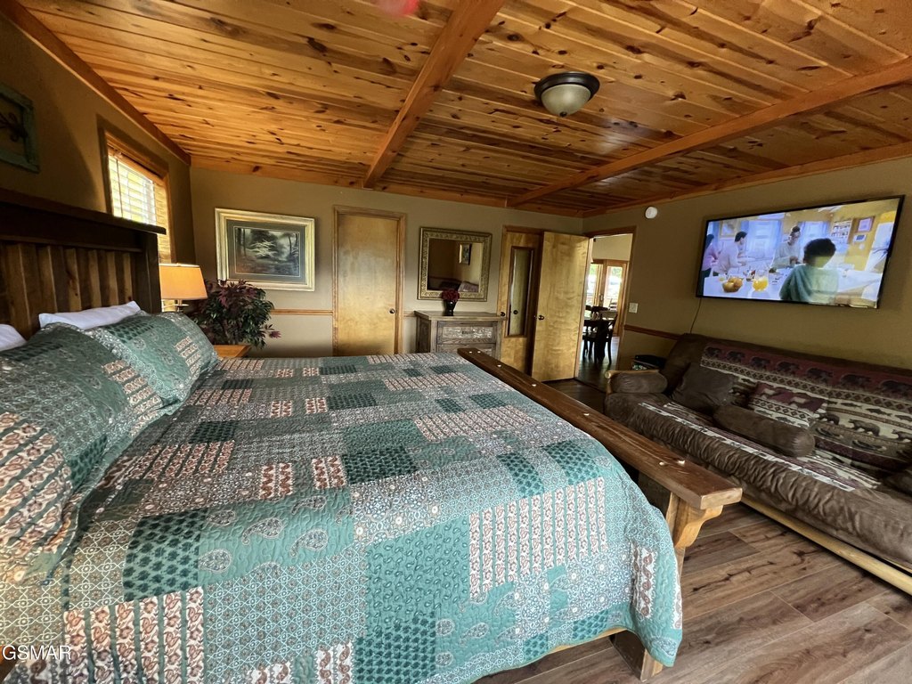 Sevierville, Tennessee, 37862, United States, 1 Bedroom Bedrooms, ,5 BathroomsBathrooms,Residential,Forsale,1910185