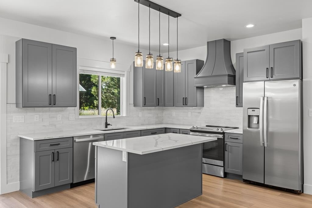 McCall, Idaho, 83638, United States, 4 Bedrooms Bedrooms, ,3 BathroomsBathrooms,Residential,Forsale,1889375