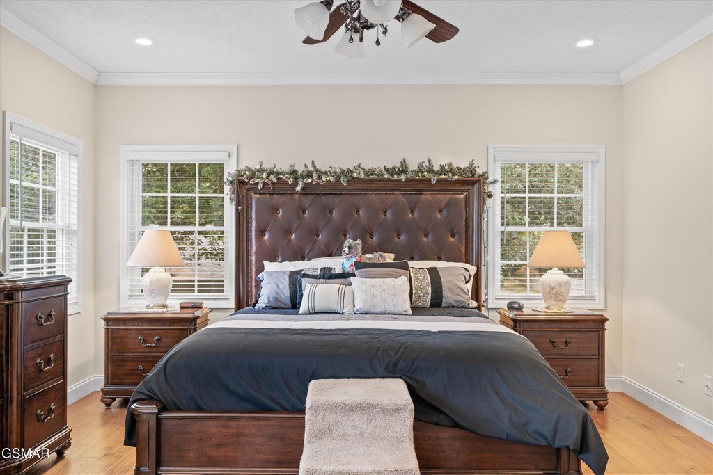 Sevierville, Tennessee, 37876, United States, 4 Bedrooms Bedrooms, ,3 BathroomsBathrooms,Residential,Forsale,1942460