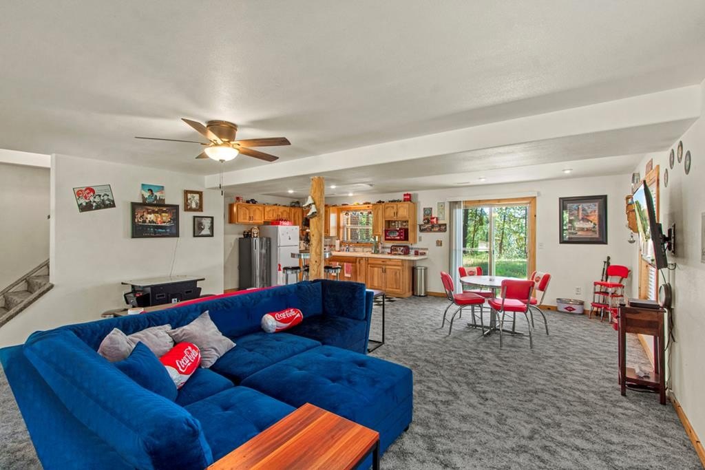 Cascade, Idaho, 83611, United States, 3 Bedrooms Bedrooms, ,2.5 BathroomsBathrooms,Residential,Forsale,1889403