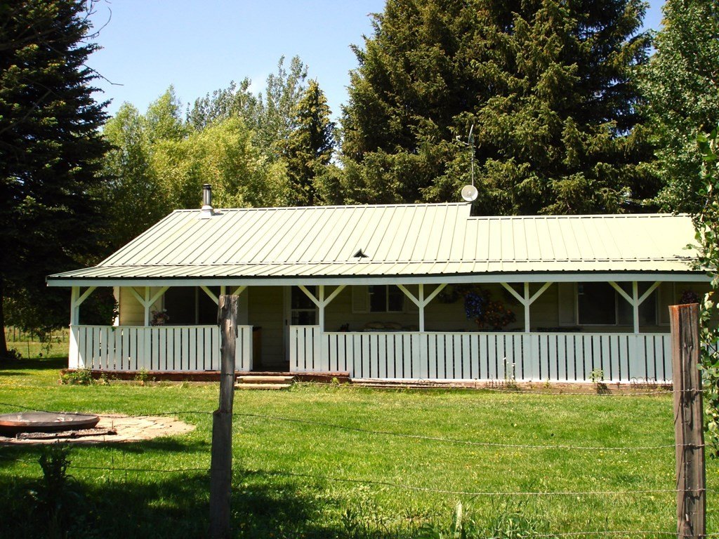 New Meadows, Idaho, 83654, United States, 3 Bedrooms Bedrooms, ,2 BathroomsBathrooms,Residential,Forsale,1889394