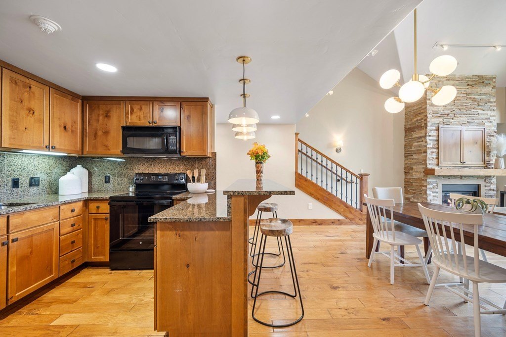 Donnelly, Idaho, 83615, United States, 2 Bedrooms Bedrooms, ,2 BathroomsBathrooms,Residential,Forsale,1946198