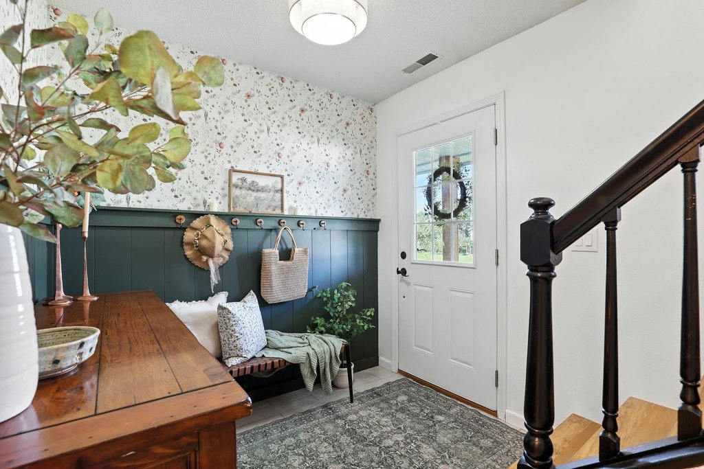 Rapid City, South Dakota, 57702, United States, 4 Bedrooms Bedrooms, ,3 BathroomsBathrooms,Residential,Forsale,1990693