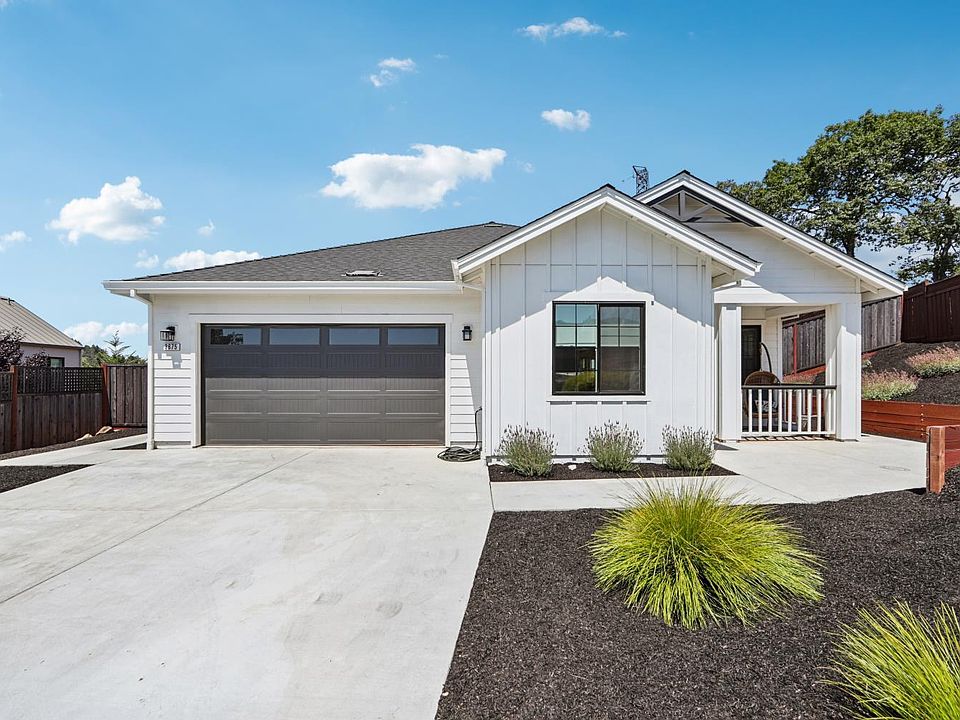 Santa Rosa, California, 95403, United States, 3 Bedrooms Bedrooms, ,3 BathroomsBathrooms,Residential,Forsale,1934066