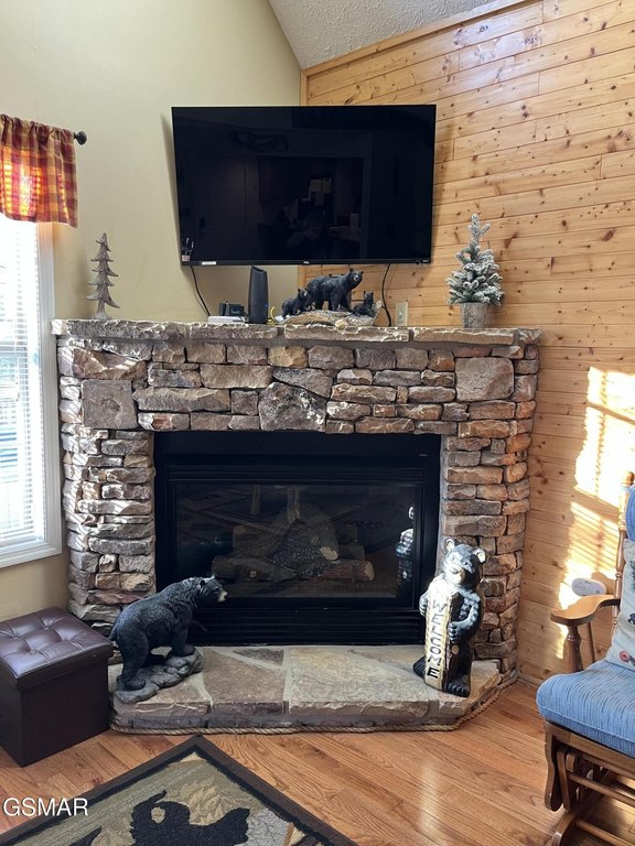 Pigeon Forge, Tennessee, 37863, United States, 4 Bedrooms Bedrooms, ,3 BathroomsBathrooms,Residential,Forsale,1910222