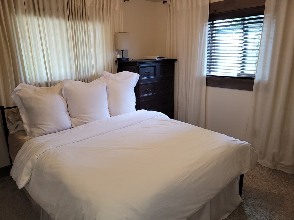 Cascade, Idaho, 83611, United States, 8 Bedrooms Bedrooms, ,9 BathroomsBathrooms,Residential,Forsale,1946149