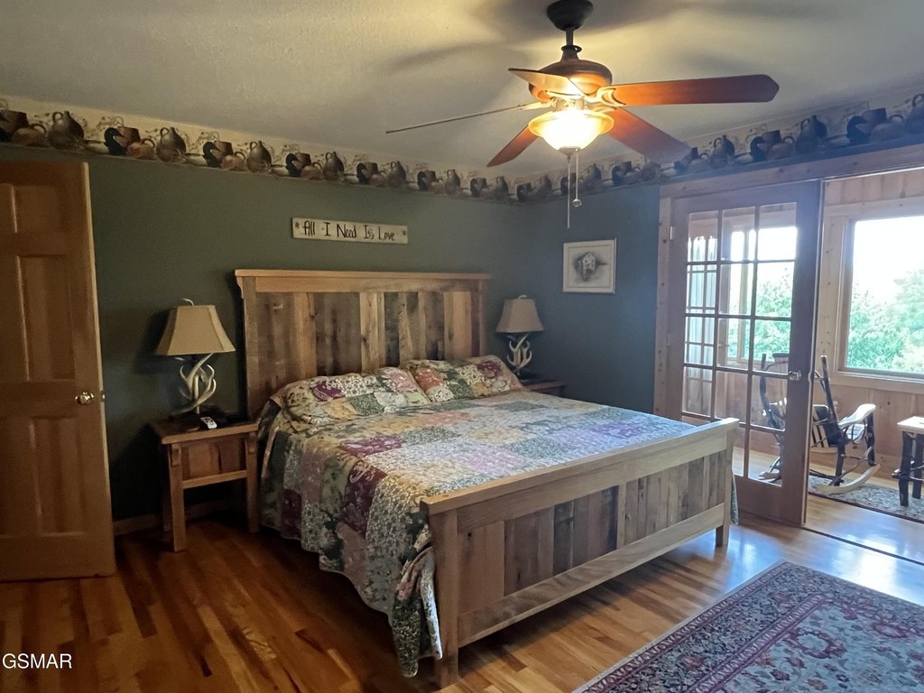 Sevierville, Tennessee, 37862, United States, 3 Bedrooms Bedrooms, ,3 BathroomsBathrooms,Residential,Forsale,1910187