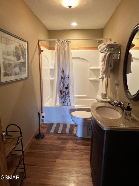 Sevierville, Tennessee, 37862, United States, 3 Bedrooms Bedrooms, ,3 BathroomsBathrooms,Residential,Forsale,1910187