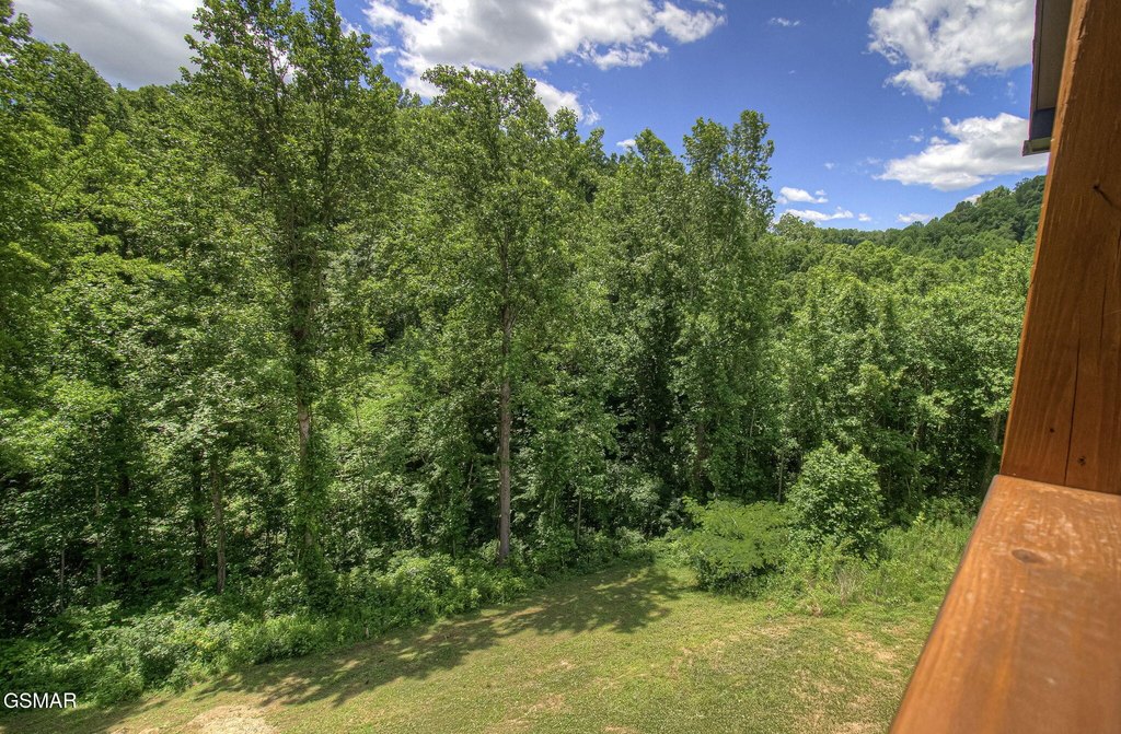 Sevierville, Tennessee, 37876, United States, 2 Bedrooms Bedrooms, ,2.5 BathroomsBathrooms,Residential,Forsale,1936711
