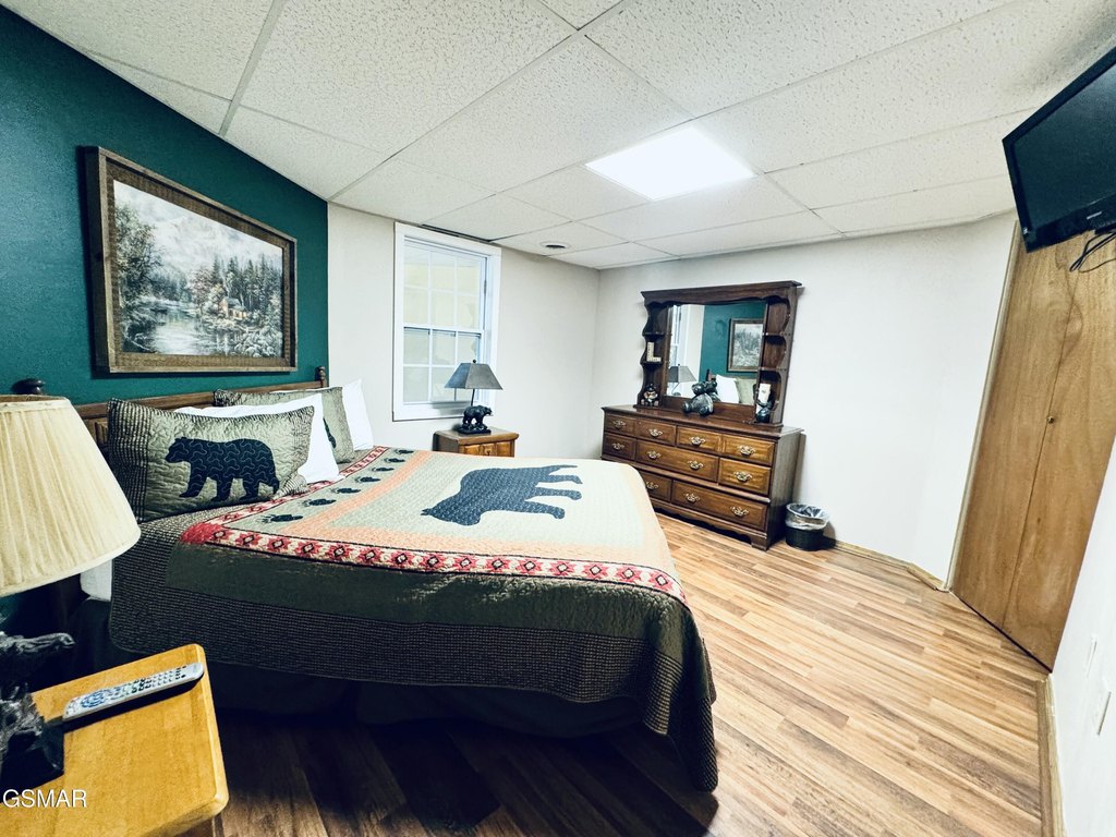 Gatlinburg, Tennessee, 37738, United States, 2 Bedrooms Bedrooms, ,3 BathroomsBathrooms,Residential,Forsale,1893779