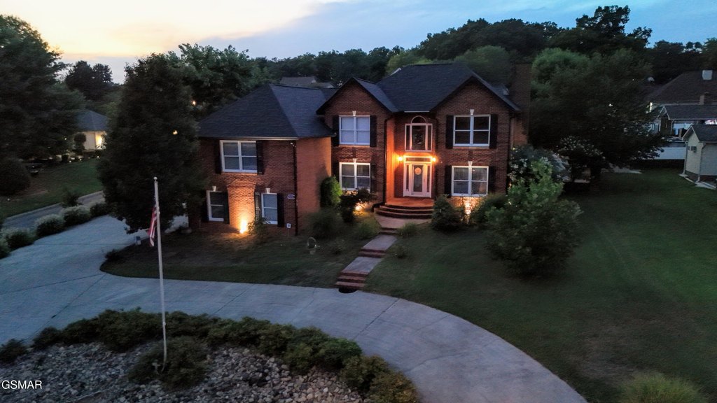 Sevierville, Tennessee, 37862, United States, 4 Bedrooms Bedrooms, ,2.5 BathroomsBathrooms,Residential,Forsale,1942446