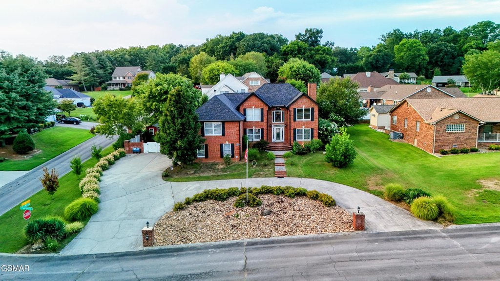 Sevierville, Tennessee, 37862, United States, 4 Bedrooms Bedrooms, ,2.5 BathroomsBathrooms,Residential,Forsale,1942446