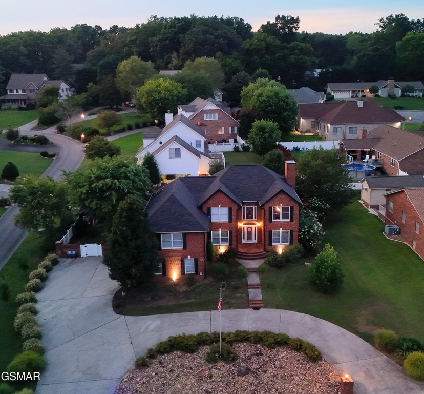 Sevierville, Tennessee, 37862, United States, 4 Bedrooms Bedrooms, ,2.5 BathroomsBathrooms,Residential,Forsale,1942446