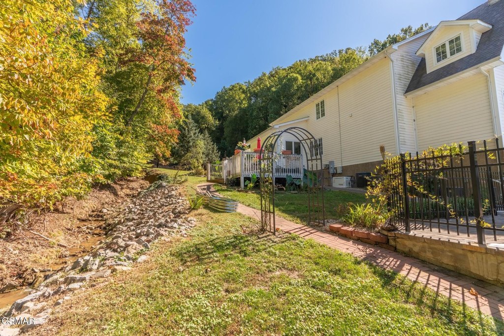 Sevierville, Tennessee, 37862, United States, 4 Bedrooms Bedrooms, ,4.5 BathroomsBathrooms,Residential,Forsale,1910216