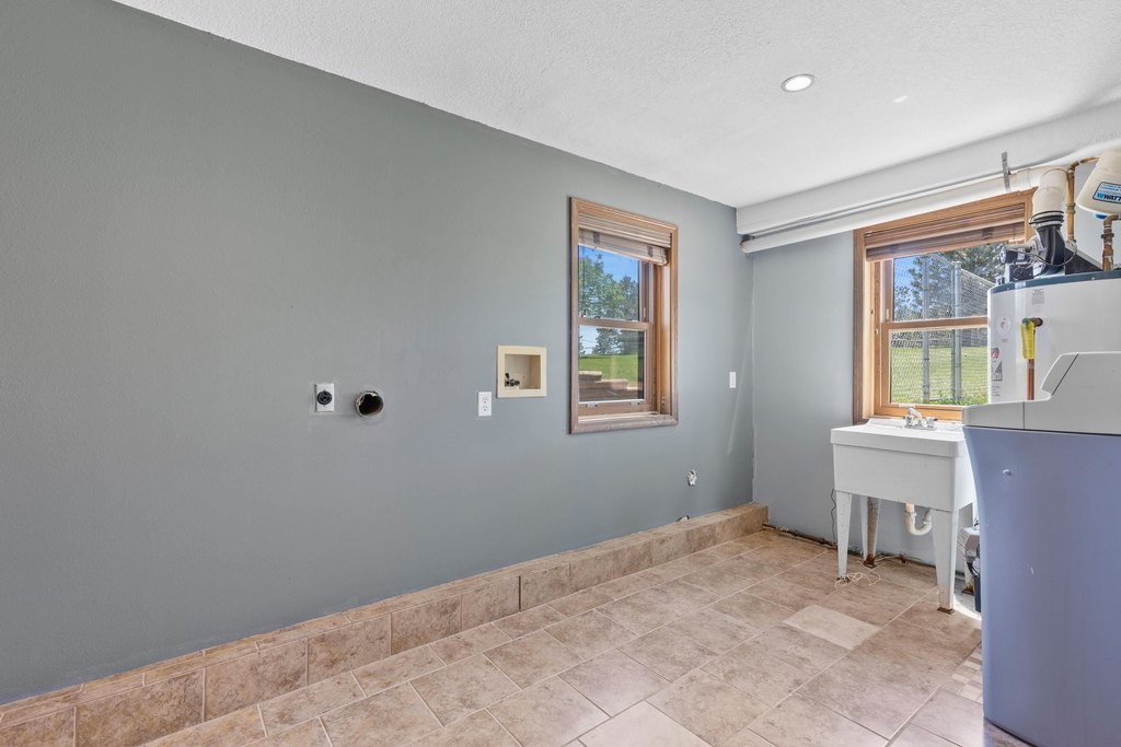 Black Hawk, South Dakota, 57718, United States, 5 Bedrooms Bedrooms, ,3 BathroomsBathrooms,Residential,Forsale,1990705