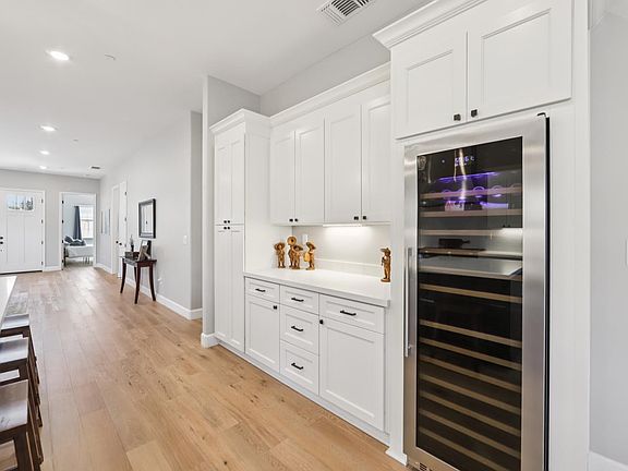 Santa Rosa, California, 95403, United States, 3 Bedrooms Bedrooms, ,3 BathroomsBathrooms,Residential,Forsale,1934066