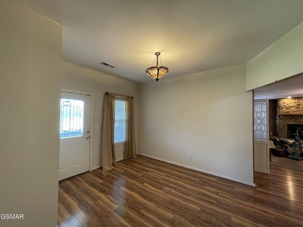 Sevierville, Tennessee, 37862, United States, 3 Bedrooms Bedrooms, ,2 BathroomsBathrooms,Residential,Forsale,1910215