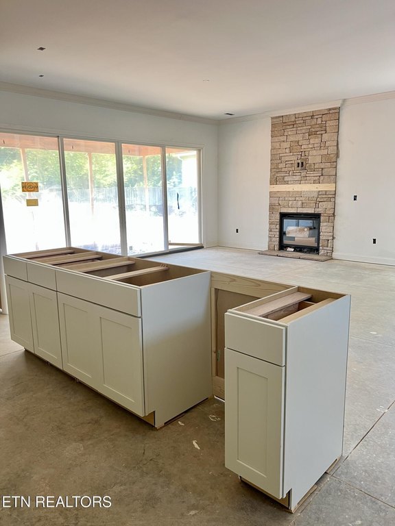 Maryville, Tennessee, 37801, United States, 3 Bedrooms Bedrooms, ,3 BathroomsBathrooms,Residential,Forsale,1942429