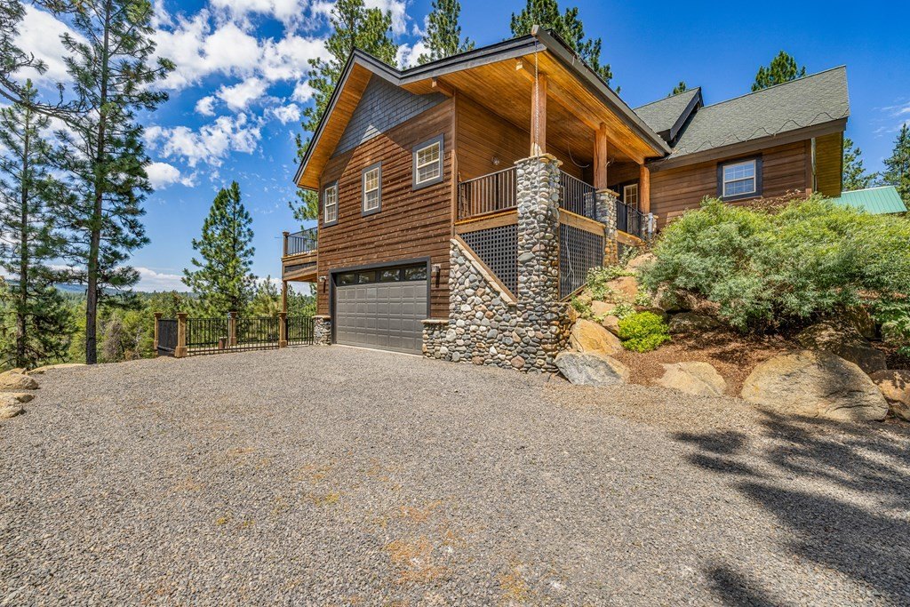 McCall, Idaho, 83638, United States, 3 Bedrooms Bedrooms, ,3 BathroomsBathrooms,Residential,Forsale,1946176