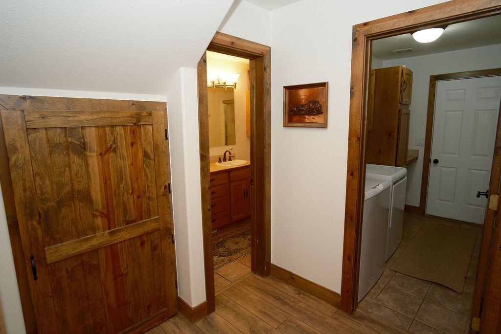 McCall, Idaho, 83638, United States, 4 Bedrooms Bedrooms, ,2 BathroomsBathrooms,Residential,Forsale,1946177