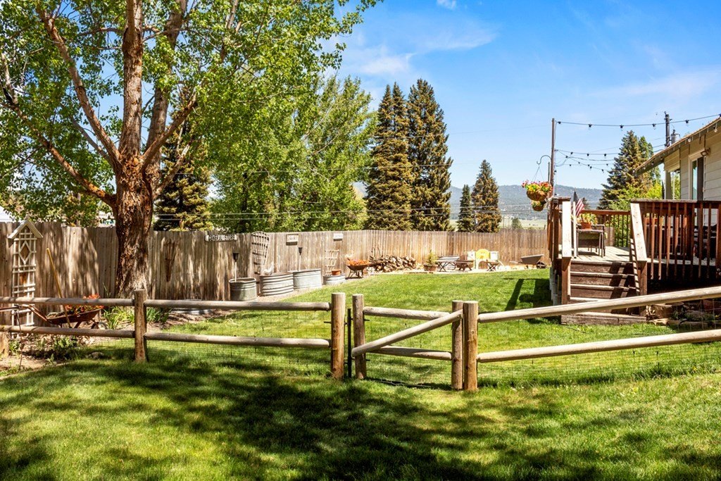 Cascade, Idaho, 83611, United States, 3 Bedrooms Bedrooms, ,2 BathroomsBathrooms,Residential,Forsale,1889400