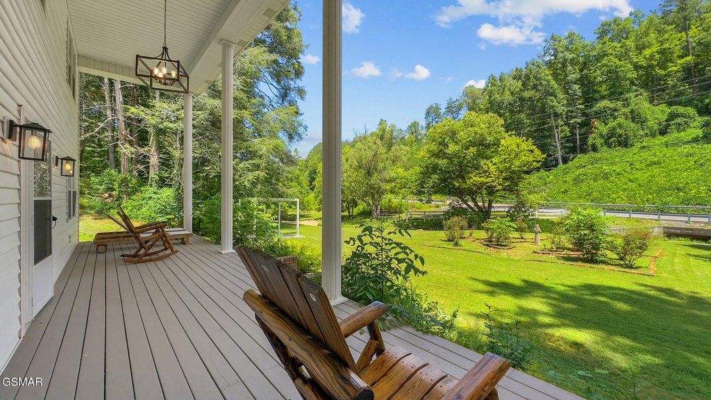 Gatlinburg, Tennessee, 37738, United States, 4 Bedrooms Bedrooms, ,3 BathroomsBathrooms,Residential,Forsale,1971875