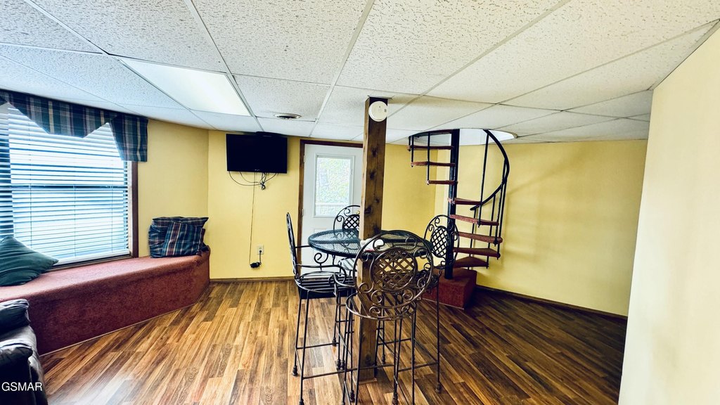 Gatlinburg, Tennessee, 37738, United States, 2 Bedrooms Bedrooms, ,3 BathroomsBathrooms,Residential,Forsale,1893779