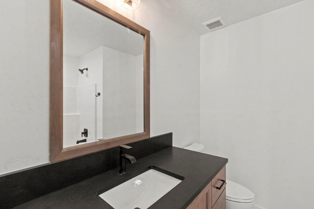 Donnelly, Idaho, 83615, United States, 5 Bedrooms Bedrooms, ,6.5 BathroomsBathrooms,Residential,Forsale,1889404