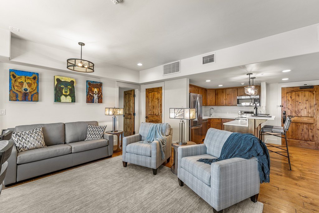 Donnelly, Idaho, 83615, United States, 2 Bedrooms Bedrooms, ,Residential,Forsale,1889380