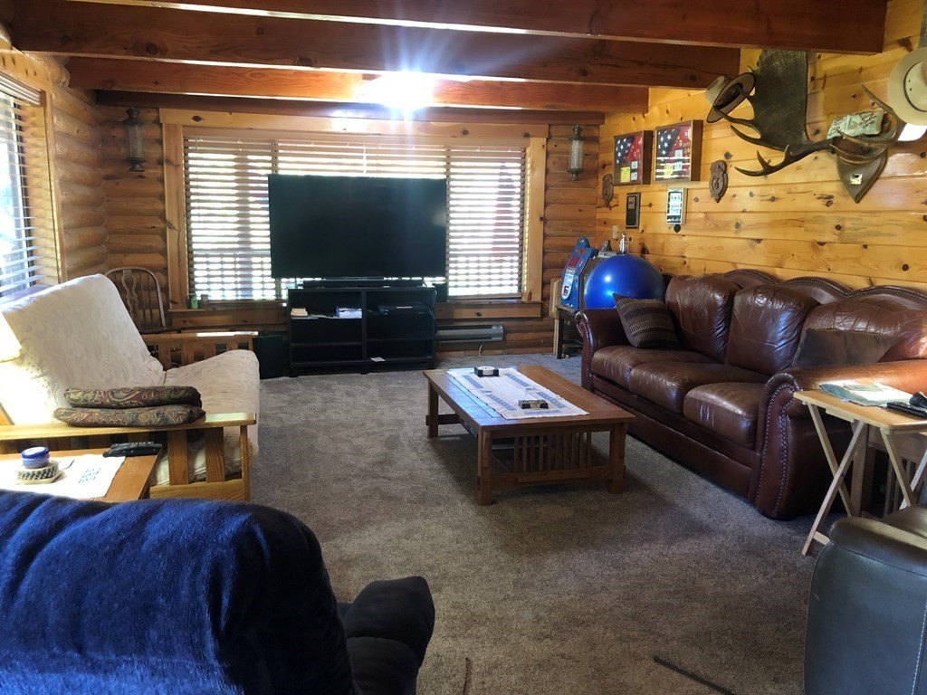 Smith's Ferry, Idaho, 83611, United States, 3 Bedrooms Bedrooms, ,1 BathroomBathrooms,Residential,Forsale,1889368