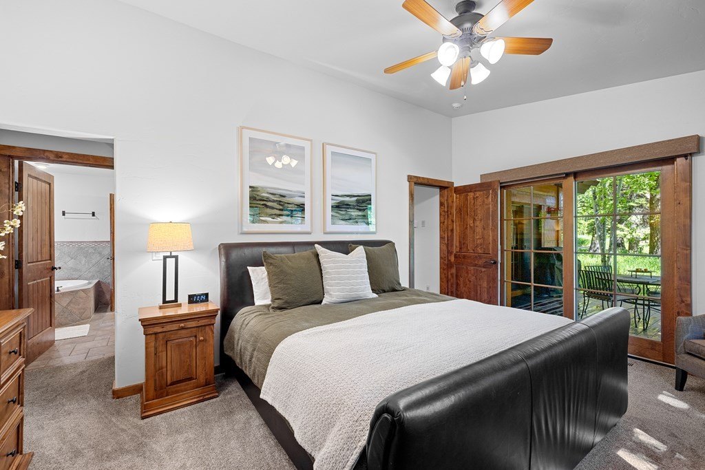 Donnelly, Idaho, 83615, United States, 2 Bedrooms Bedrooms, ,2.5 BathroomsBathrooms,Residential,Forsale,1889377